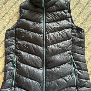 Women's LL Bean Deep navy with teal zippered down vest. Super warm!